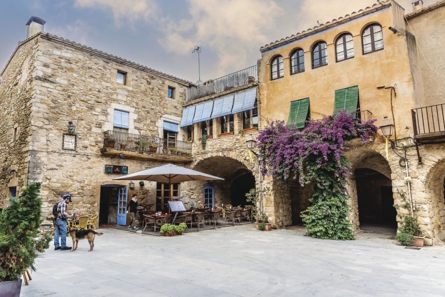 El pueblo de Peratallada  en Girona