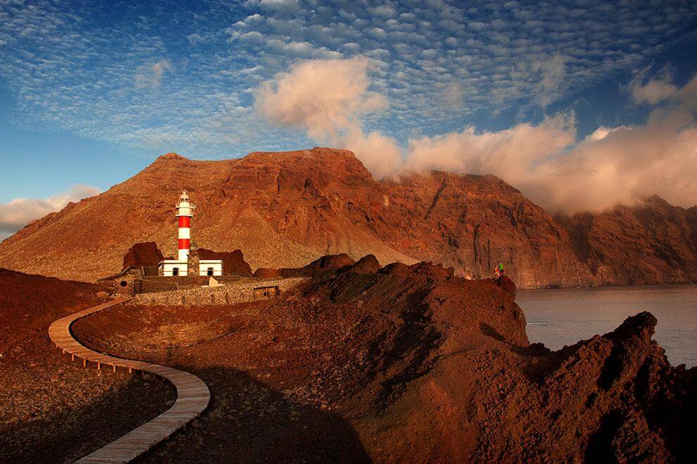 Punta de Teno en Tenerife, uno de los cabos más bonitos de España