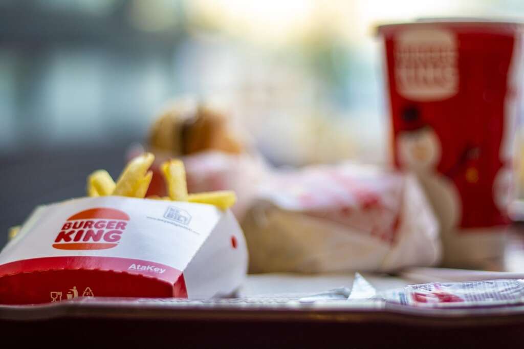 Una bandeja de un restaurante de Burger King, el primero del ranking