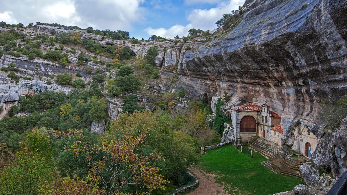 Las cuevas de Ojo Guareña en Burgos