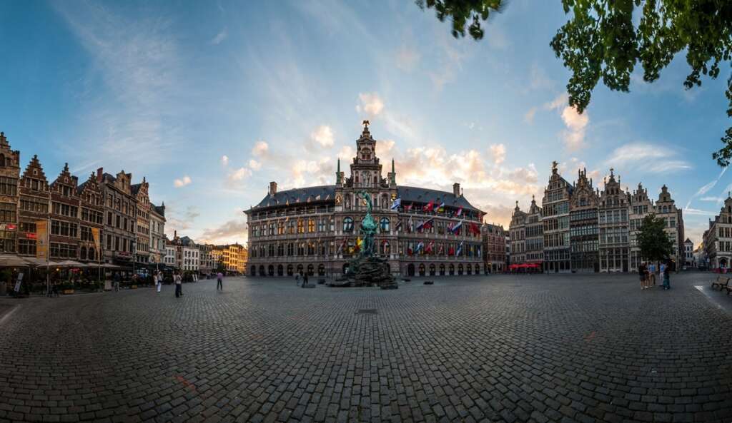 Grote Markt, la Plaza Mayor de Amberes