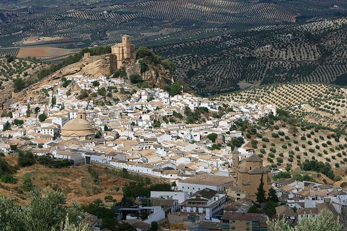 El pueblo Montefrío en Granada