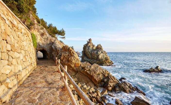 Caminos de ronda, Costa Brava