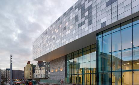 Fachada de The Box, en Plymouth
