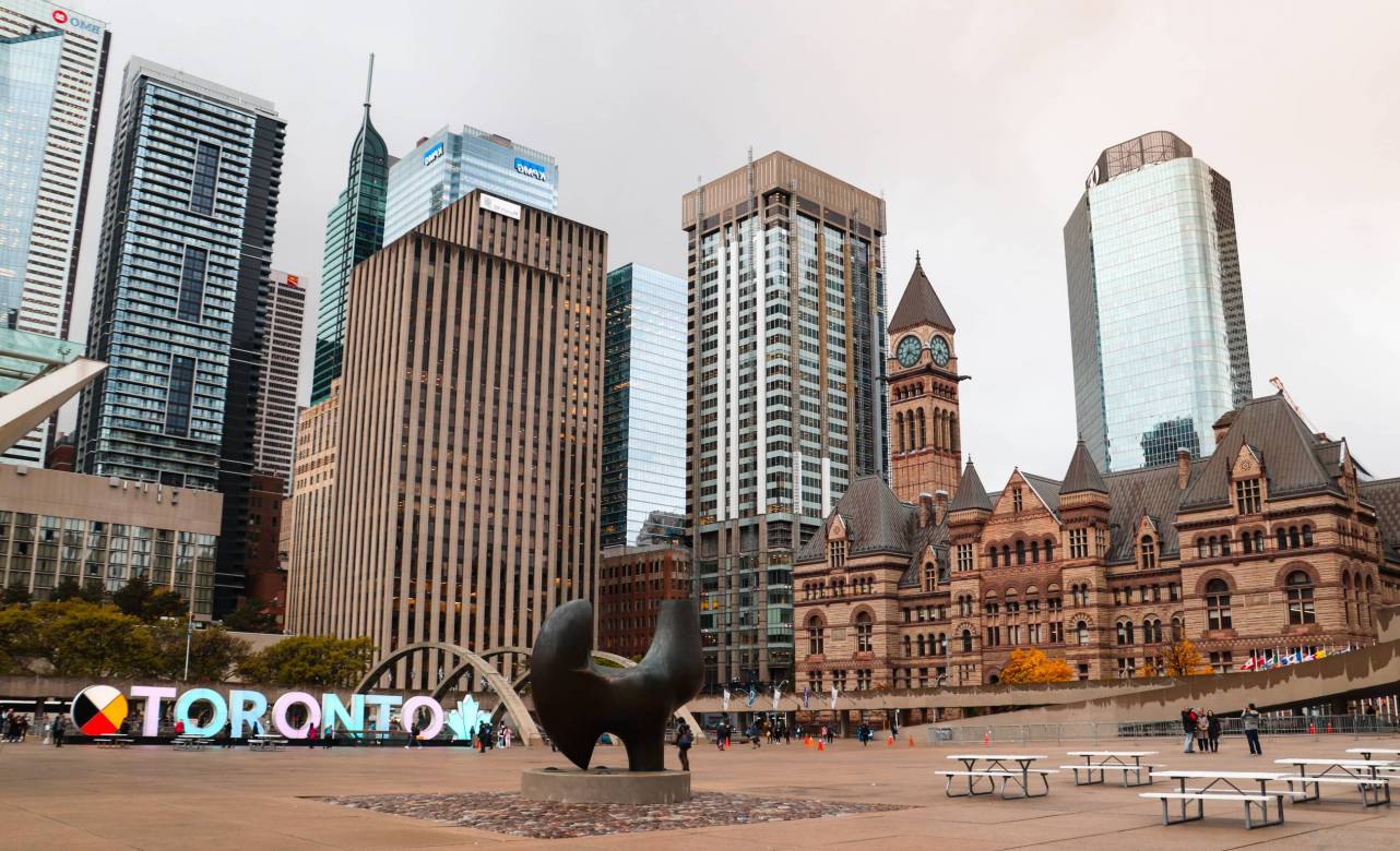 Modernidad tradición y arte en Toronto. Foto Rachael Annabelle Unsplash