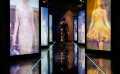 Pasarela y nuevas tecnologías en el nuevo museo. Foto: Wow Porto