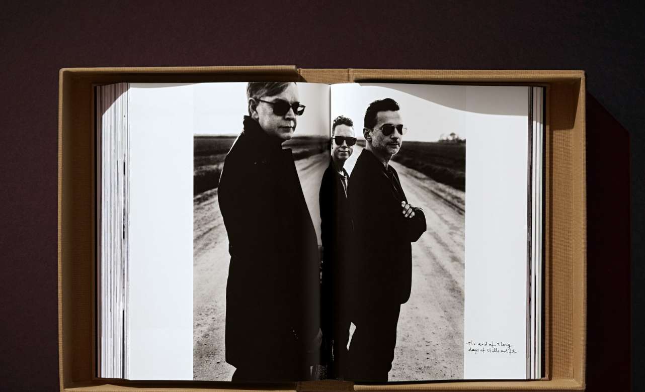 El libro cuenta con más de 500 fotografías. Foto Taschen.
