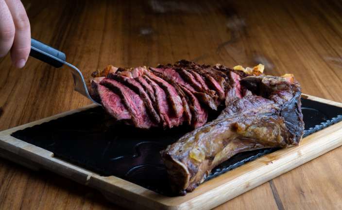 Restaurante Essentia chuletón.