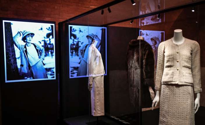 Gabrielle Chanel Manifeste de Mode. Foto: STEPHANE DE SAKUTIN/AFP via Getty Images.
