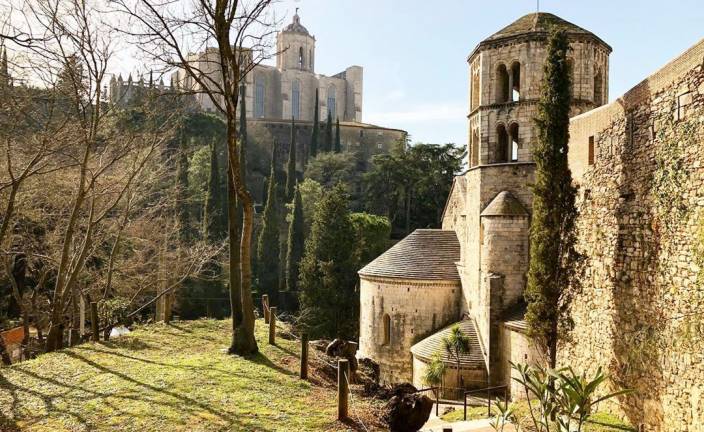 Girona desde los Jardines de John Lennon