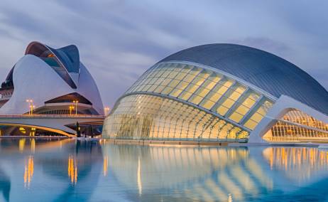 La estética futurista de la Ciudad de las Artes y las Ciencias. Foto Spain.info