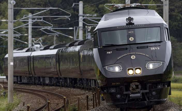Tren 36 3. Foto JR Kyushu
