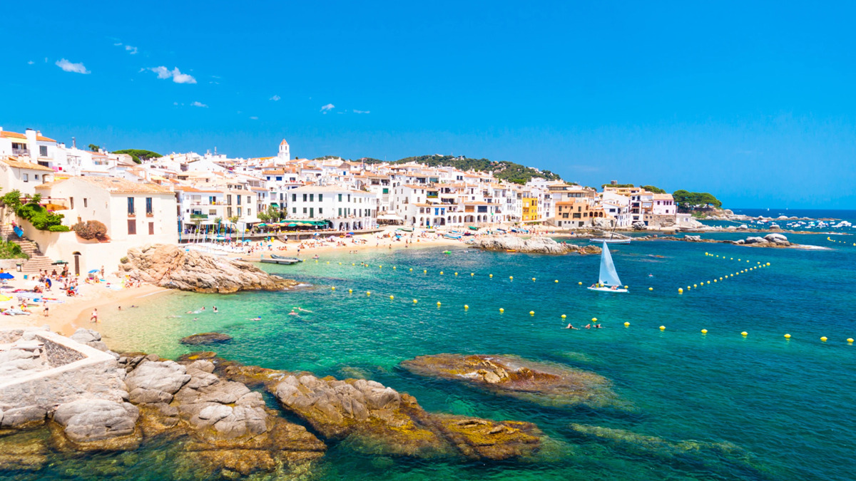 El pueblo de Calella de Palafrugell, Girona