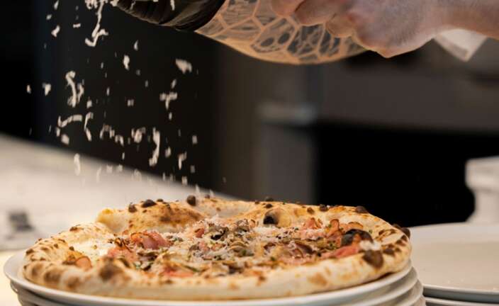 Parking Pizza apuesta por la preparación napolitana de la pizza