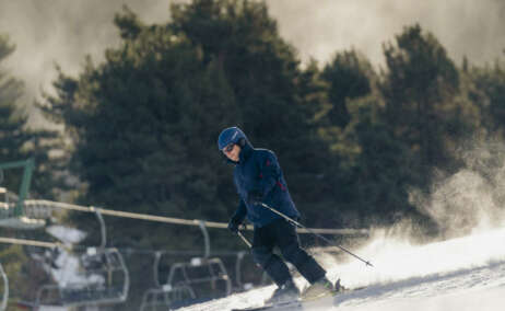 Esquiador en La Molina. Foto David Borrat - EFE