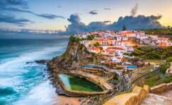 Vista de la localidad Azenhas do Mar (Portugal)