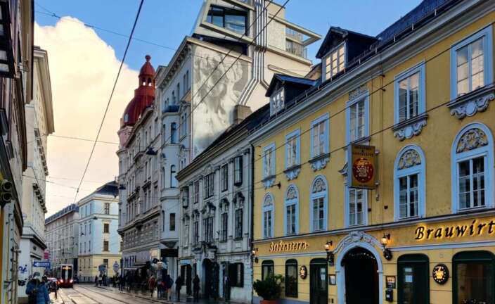Calle Siebensterngasse en el distrito 7 de Viena.