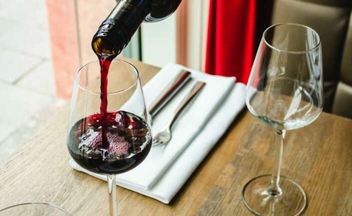 Vino tinto Denominación de Origen Ribeira Sacra