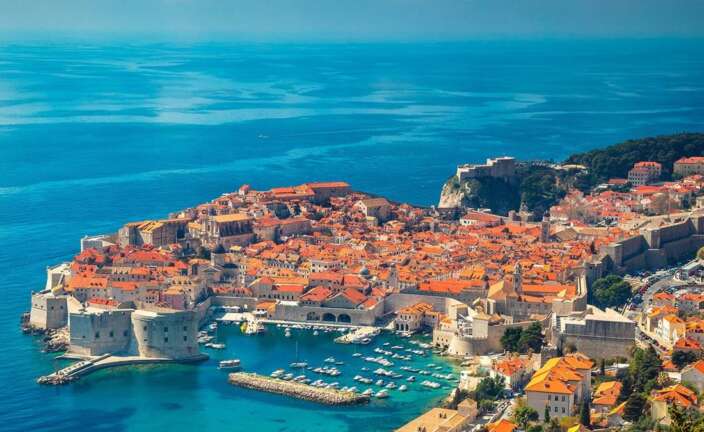La ciudad de Dubrovnik al sur de Croacia