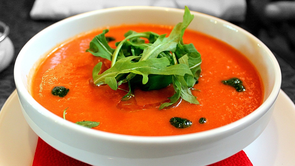 Un plato de gazpacho