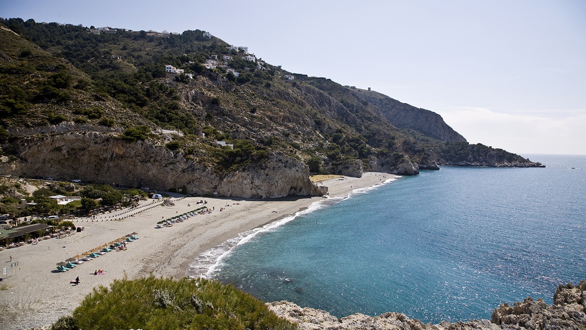 La Playa de Cantarriján en Granada
