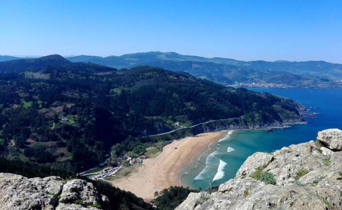 La playa de Laga en Bizkaia