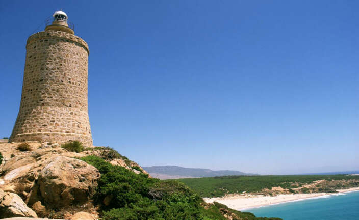 El faro de Camarinal en Cádiz