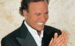 Julio Iglesias tendrá una serie sobre su vida.