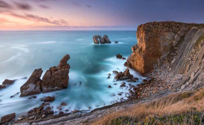 El geoparque de la Costa Quebrada en Cantabria