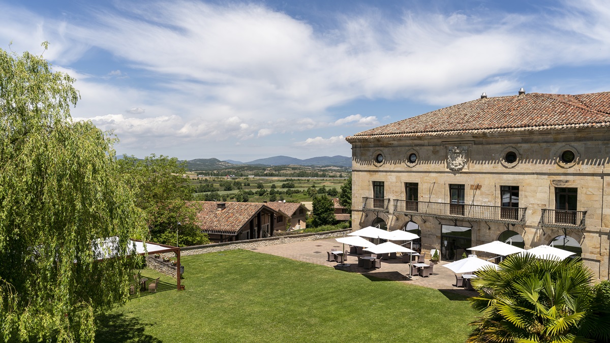 La zona exterior del Parador de Argómaniz