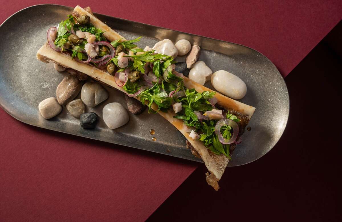 El tuétano con anguila ahumada y teriyaki, uno de los platos a tener en cuenta en Pizzicato