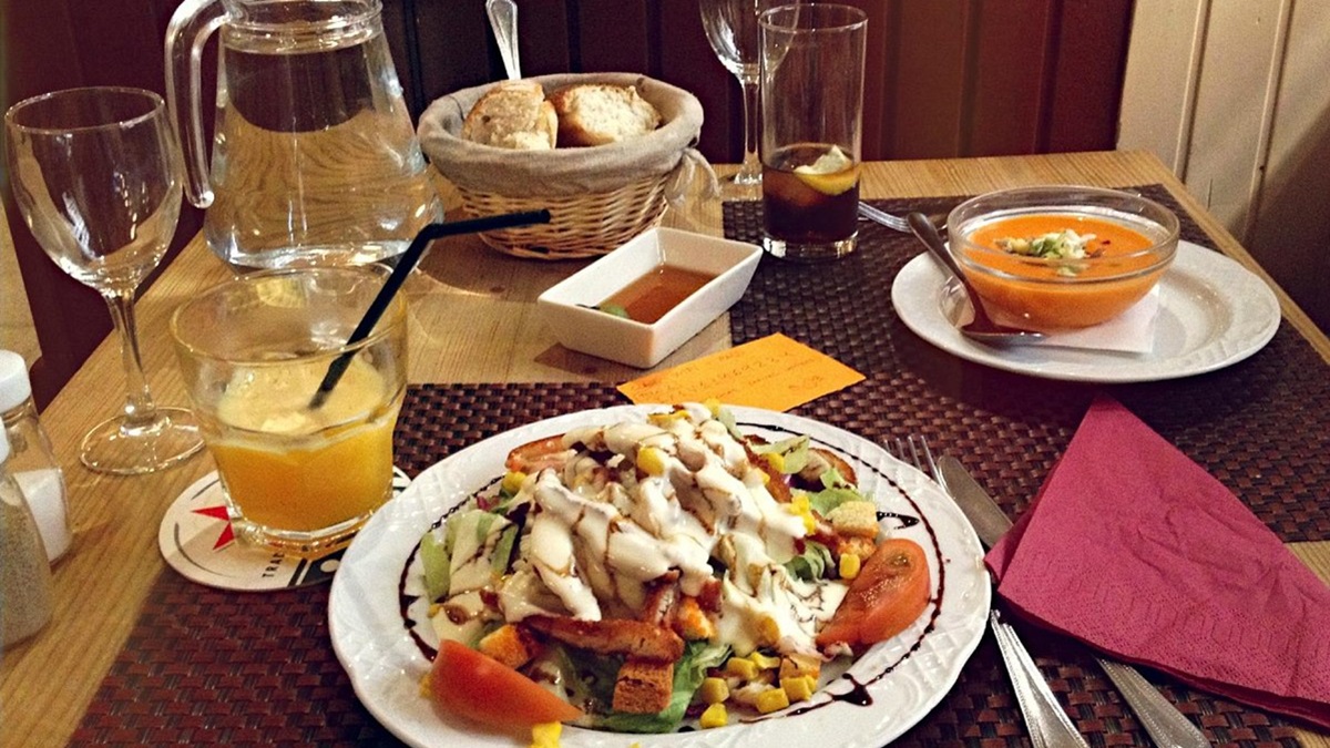 Platos de la taberna El Sur en Madrid