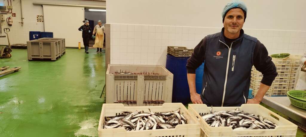 Fernando, encargado del proceso de marinación en el Grupo Consorcio