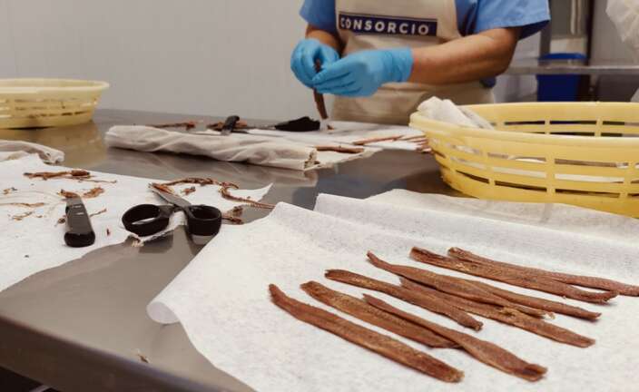 Las sobadoras del Consorcio en Santoña