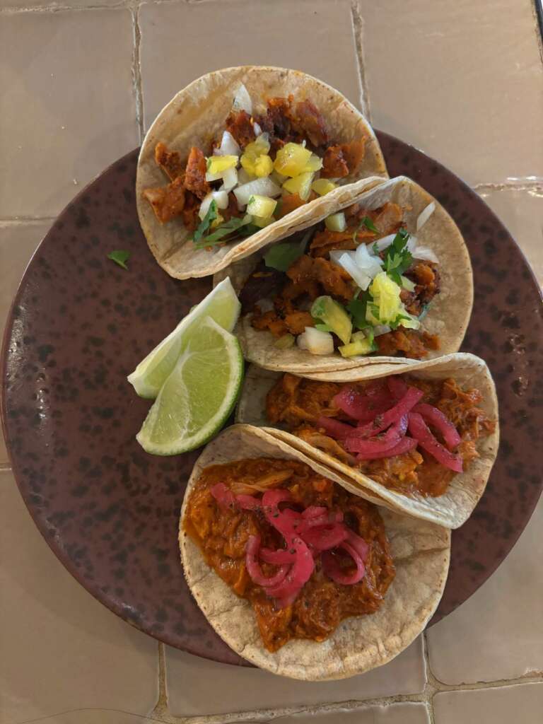 Los tacos al pastor y de cochinita pibil de Hijo del Maíz