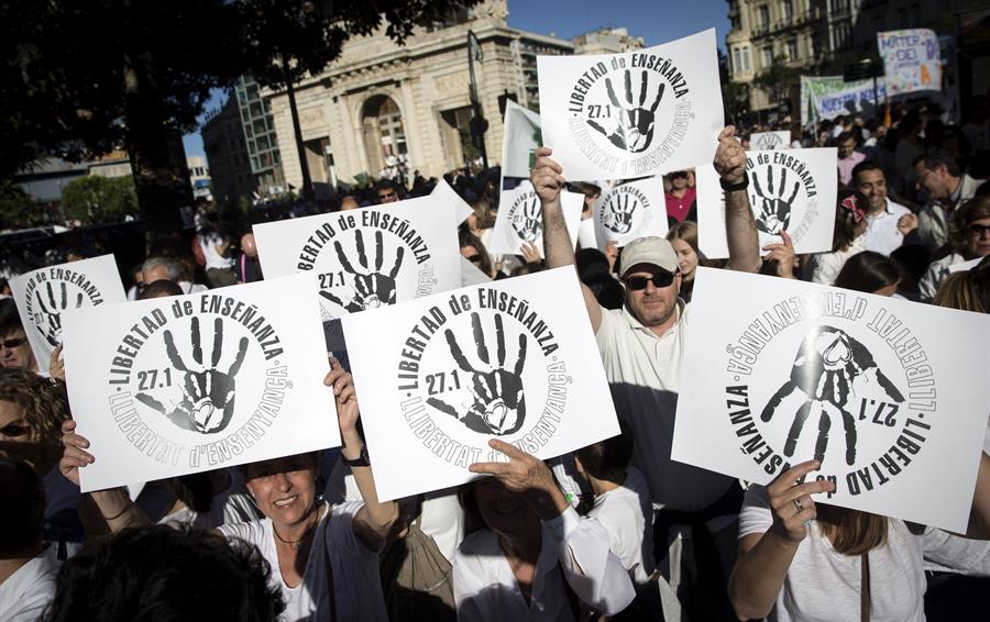 Manifestación convocada por la Fcapa