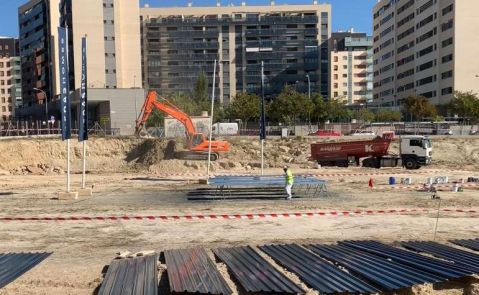 Primeros trabajos de construcción en la parcela de la promoción Irala de AEDAS Homes en Alicante.