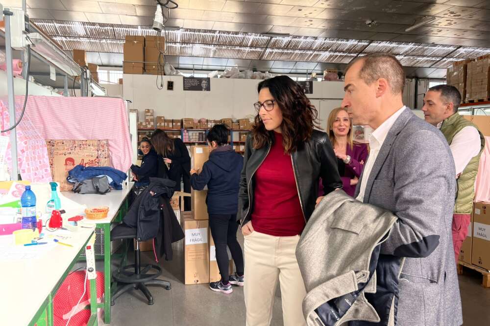 Visita a la fábrica Muñecas Arias. Foto: Generalitat Valenciana.