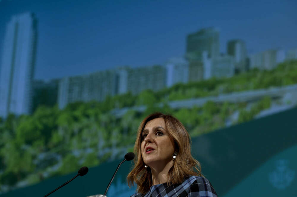 GRAFCVA7665. VALENCIA, 11/01/2024.- La alcaldesa de València, María José Catalá, durante su intervención en la gala inaugural de la Capitalidad Verde Europea. EFE/Biel Aliño