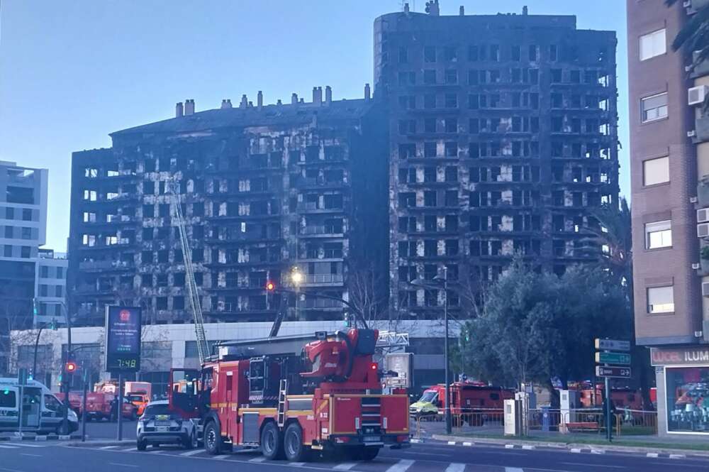Estado actual del edificio de Fbex tras el incendio. Foto: Julián Larraz