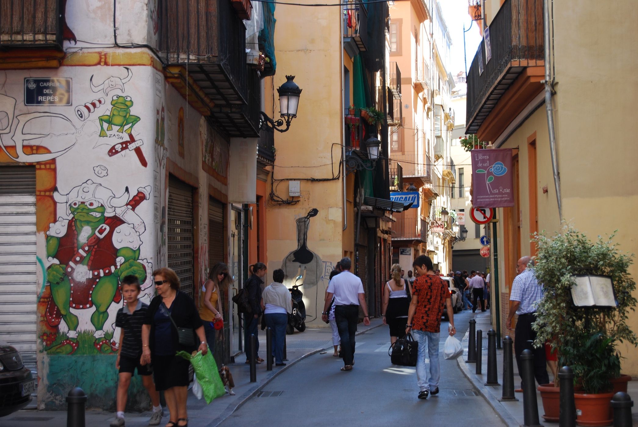 Una calle de la ciudad de Valencia. Foto: Turisme Valencia.