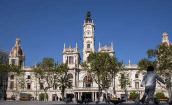 edificion del ayuntamiento de valencia