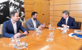 Reunión del secretario José Antonio Santano con el alcalde de Sagunto, Darío Moreno