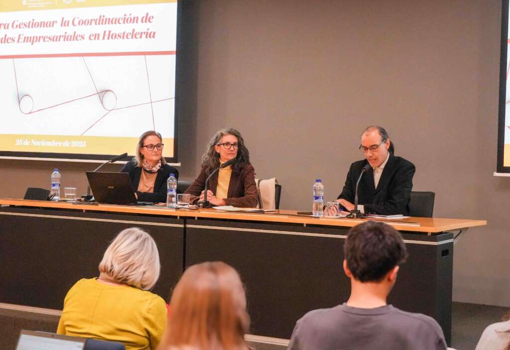 Una nueva guía busca mejorar la seguridad laboral en la hostelería mediante procedimientos prácticos y coordinados entre empresas
