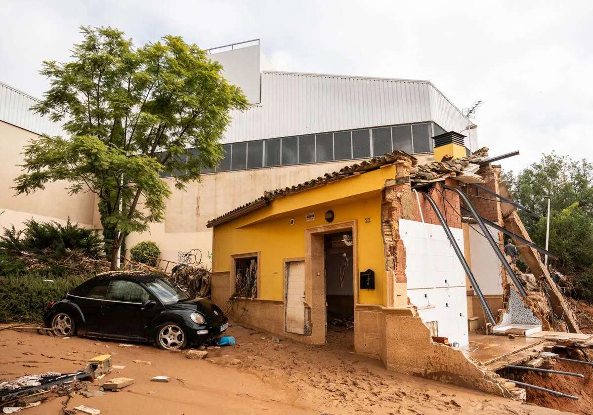 Treballadors socials en recerca d'habitatge pels afectats de la DANA