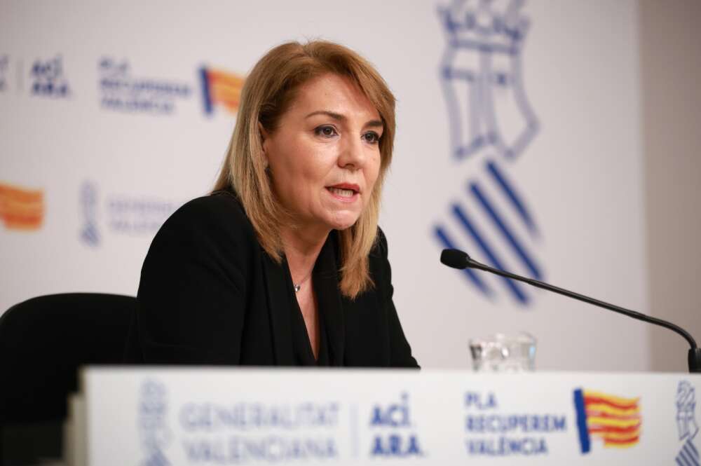 La vicepresidenta primera y consellera de Servicios Sociales, Igualdad y Vivienda, Susana Camarero, en rueda de prensa.