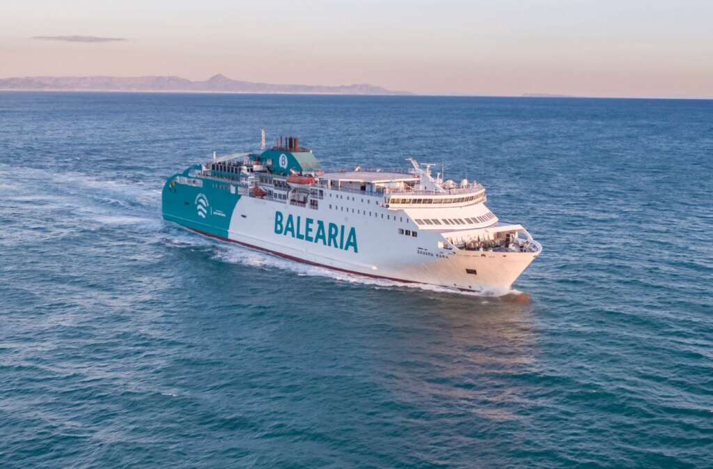 Barco de Baleària