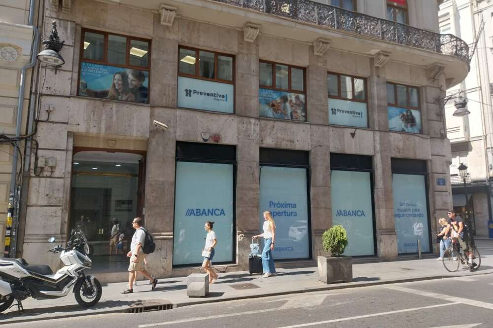 Nueva oficina de Abanca en el centro de Valencia