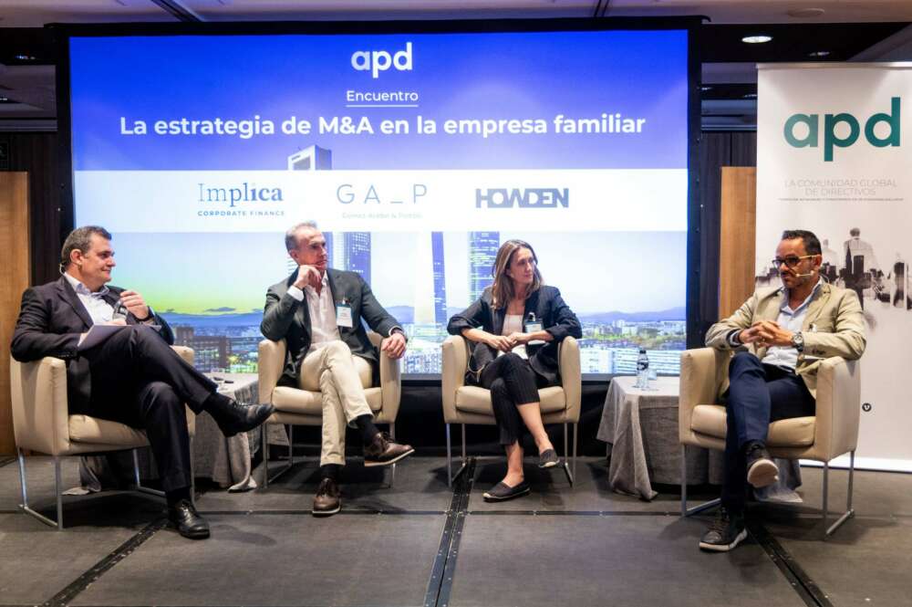 Quique Calabuig (Kaiho Capital), Raúl Royo (Invext) y Yolanda Tomás (Nukua Ventures)