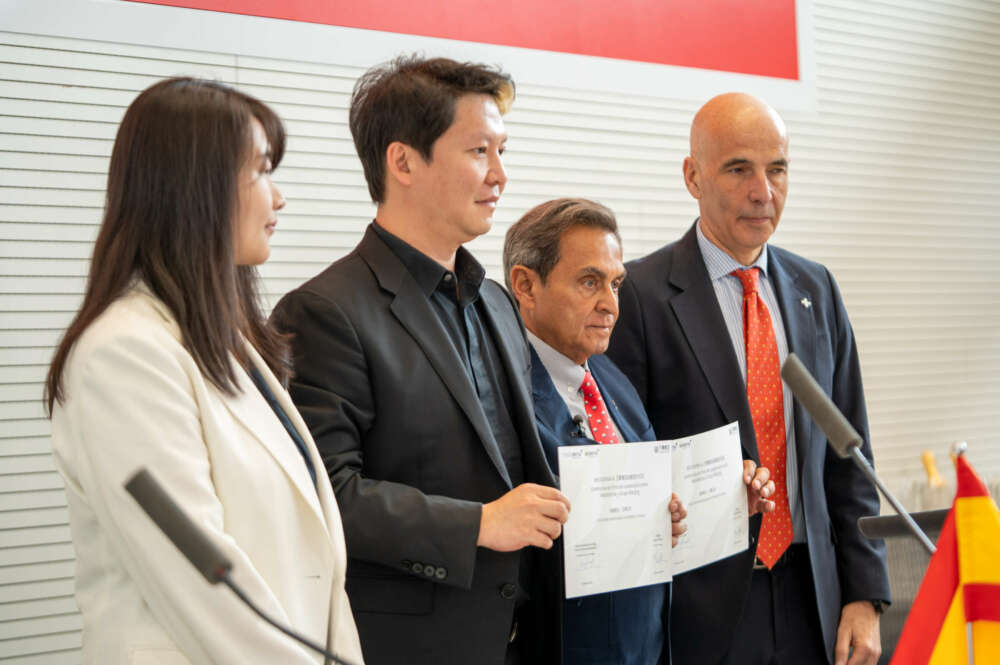 La división profesional de Laboratorios Sesderma firma un acuerdo con Wanjing Group.